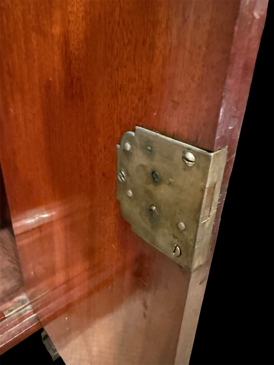 Barber Of Men By Jacob Desmalter-photo-2