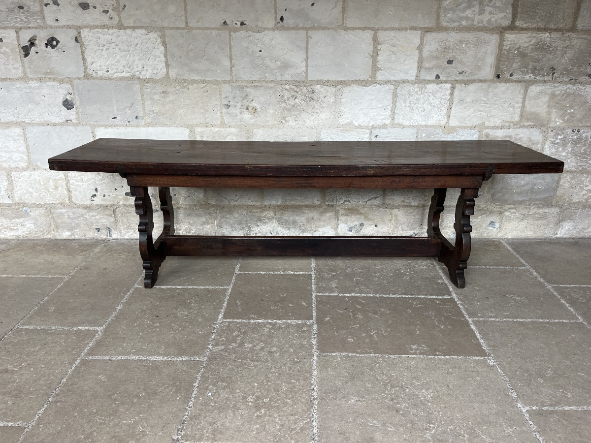 Table noyer Italie XVIIeme