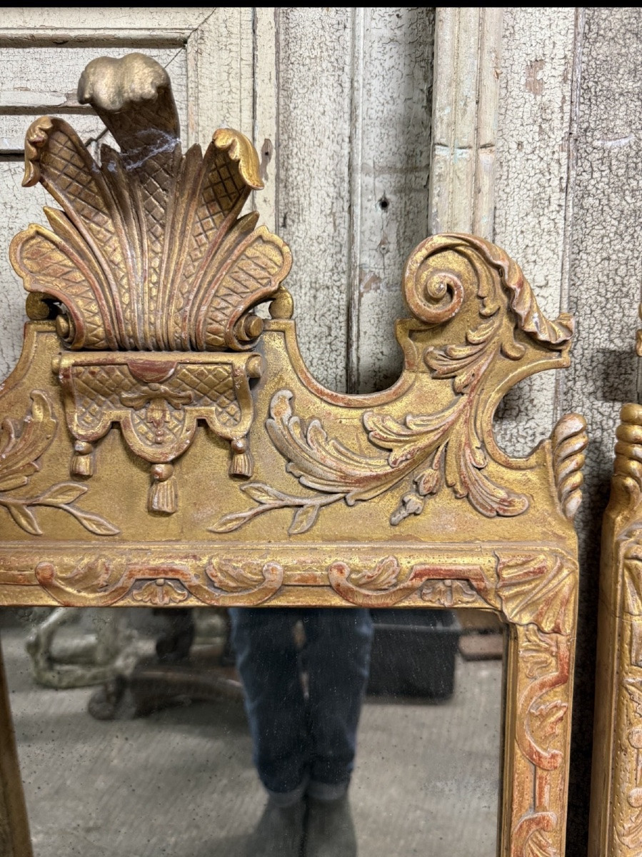 Pair Of Mirrors-photo-2