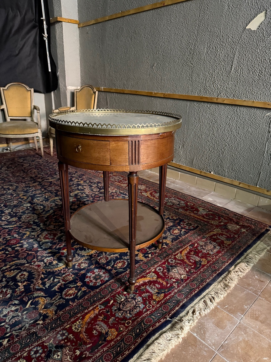 Hot-water Bottle Table L XVI