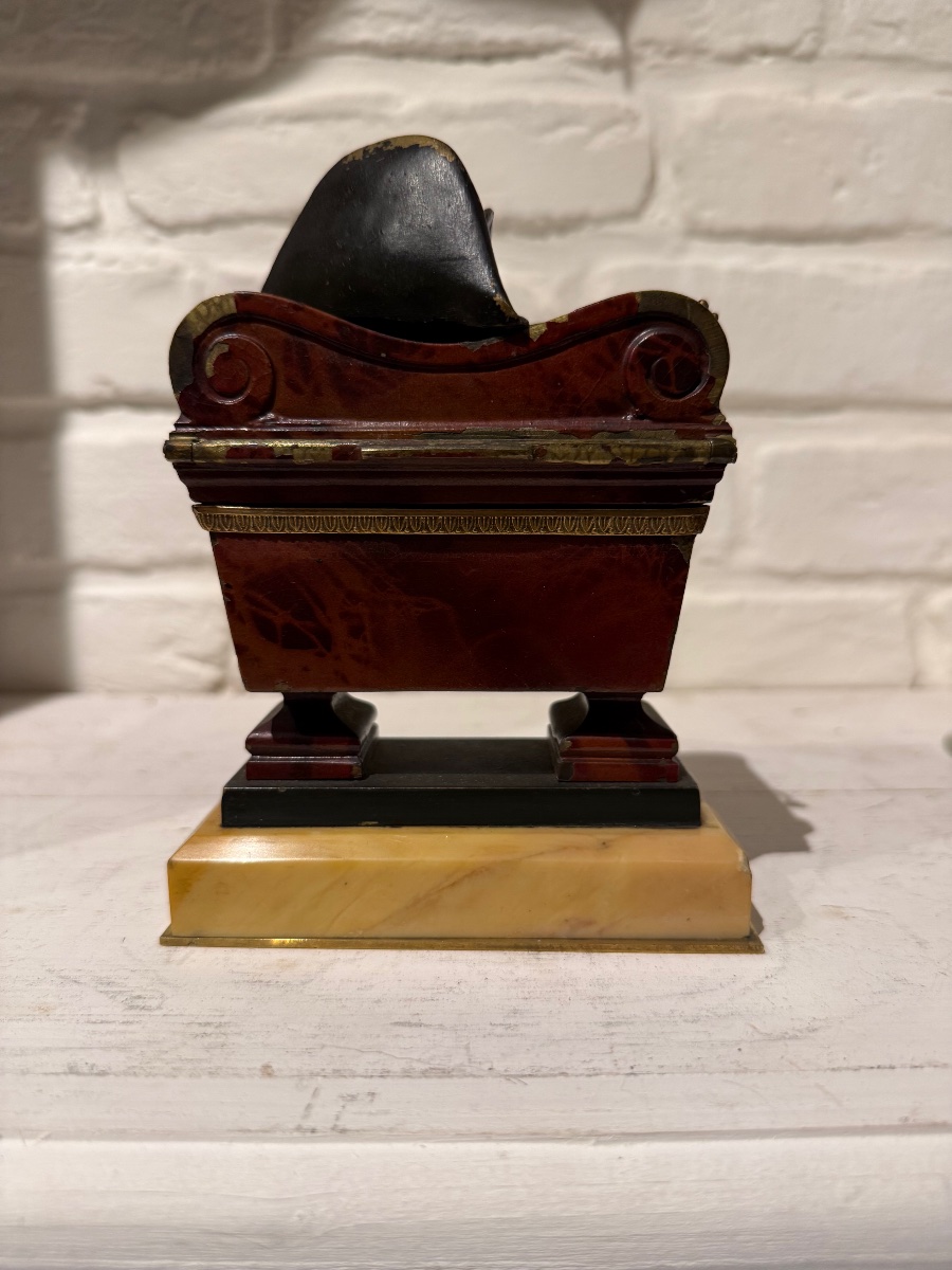 Bronze Box-photo-1