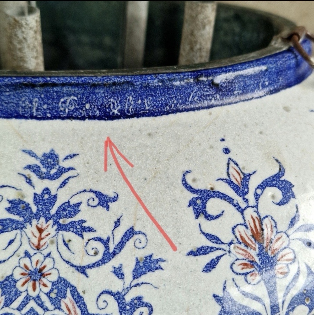Enameled Cast-iron Flower Pick -photo-3