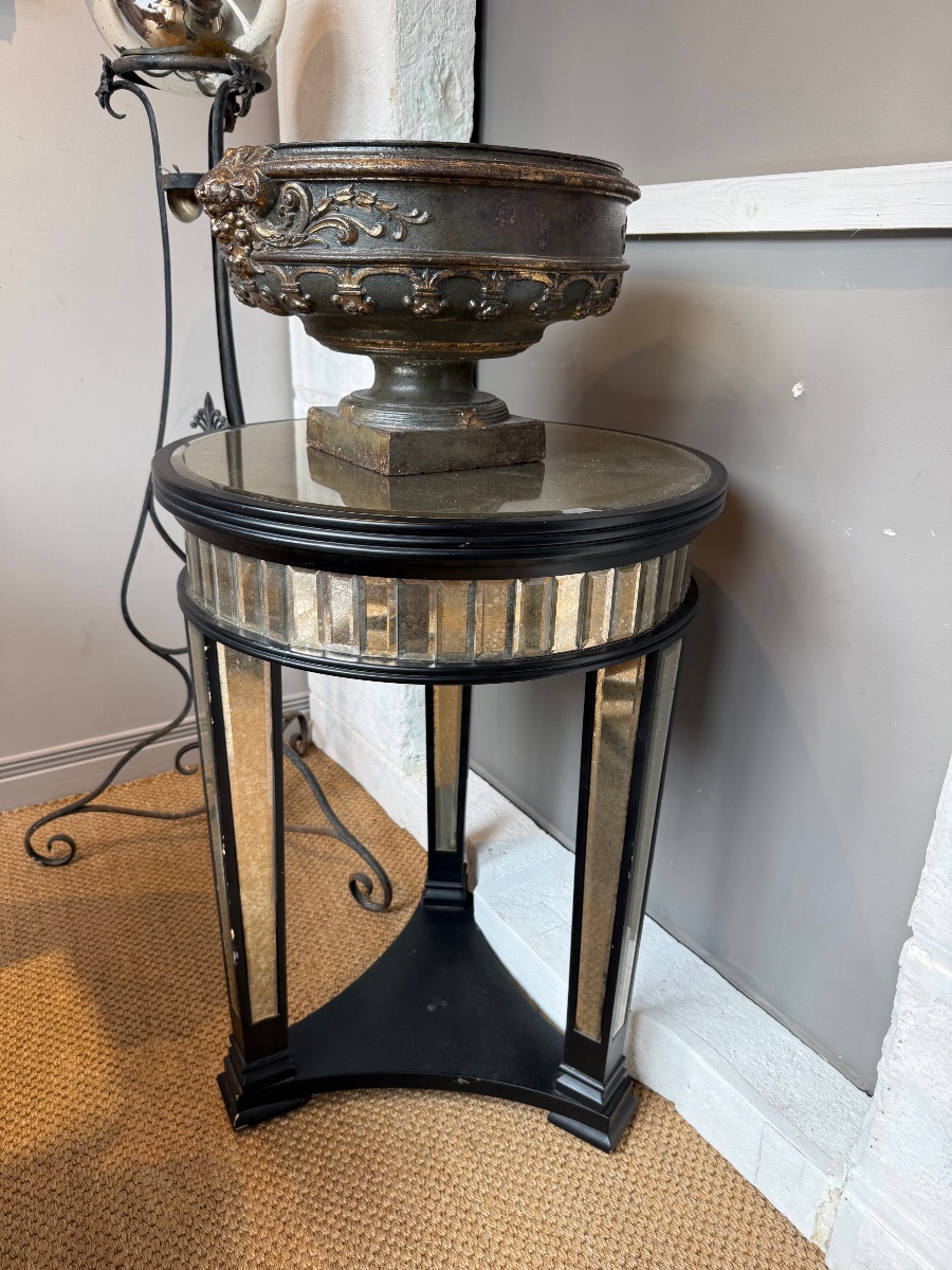 Pair Of Side Tables -photo-1