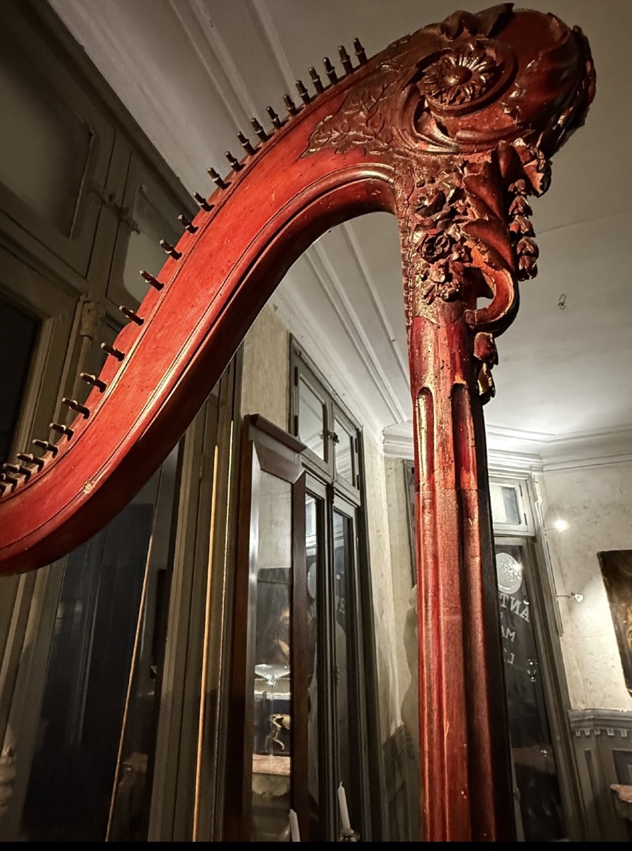 18th-century Harp-photo-1