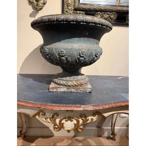 Paire de vases en fonte