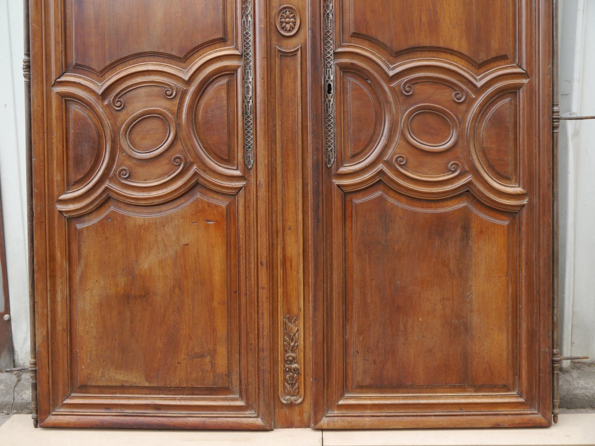 Belles portes d'armoire XIXè en noyer massif. 188,5x136 cm-photo-3
