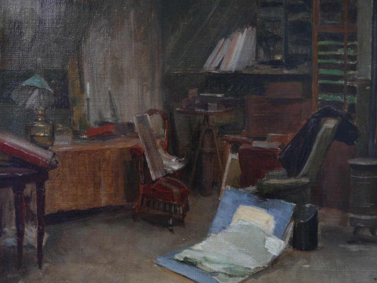 Un intérieur de collectionneur ou d'artiste sous les toits, vers 1900-photo-3