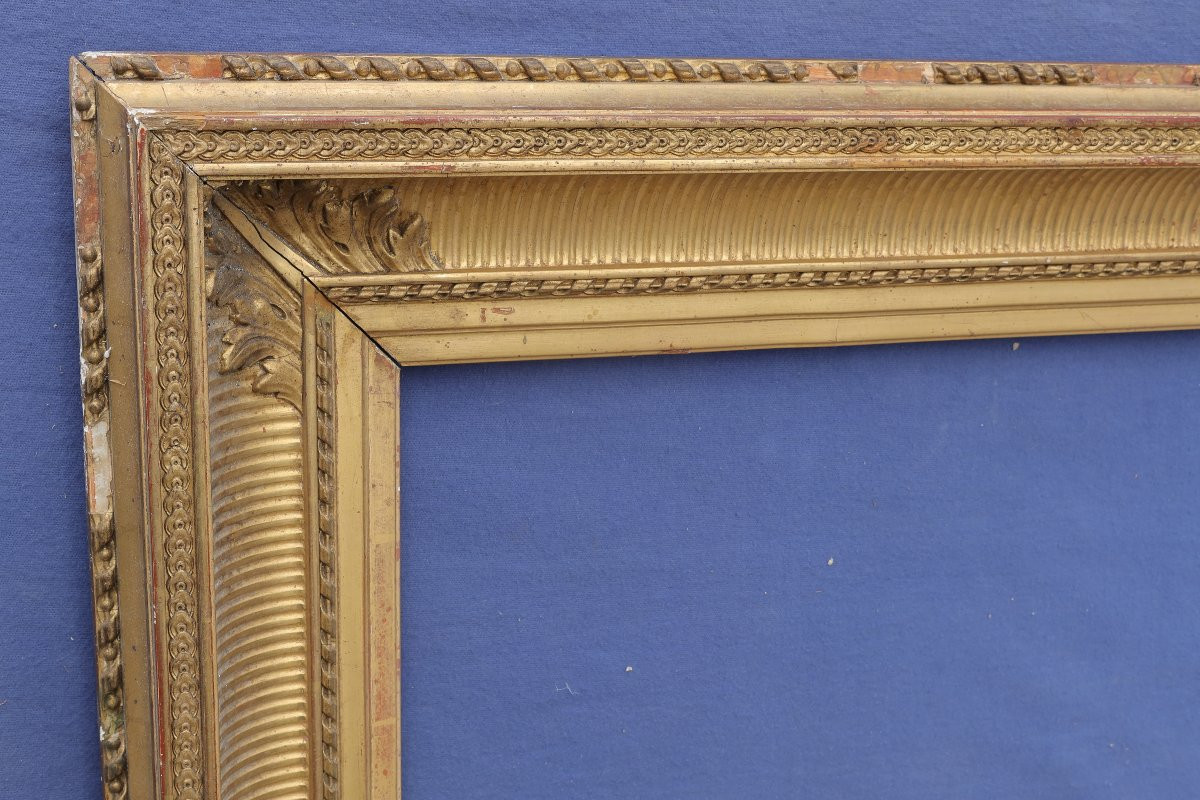Beautiful 19th-century Gilt Frame With Fluting For A 15f Format (65x54), Image Size 63.8x52.3 Cm-photo-2
