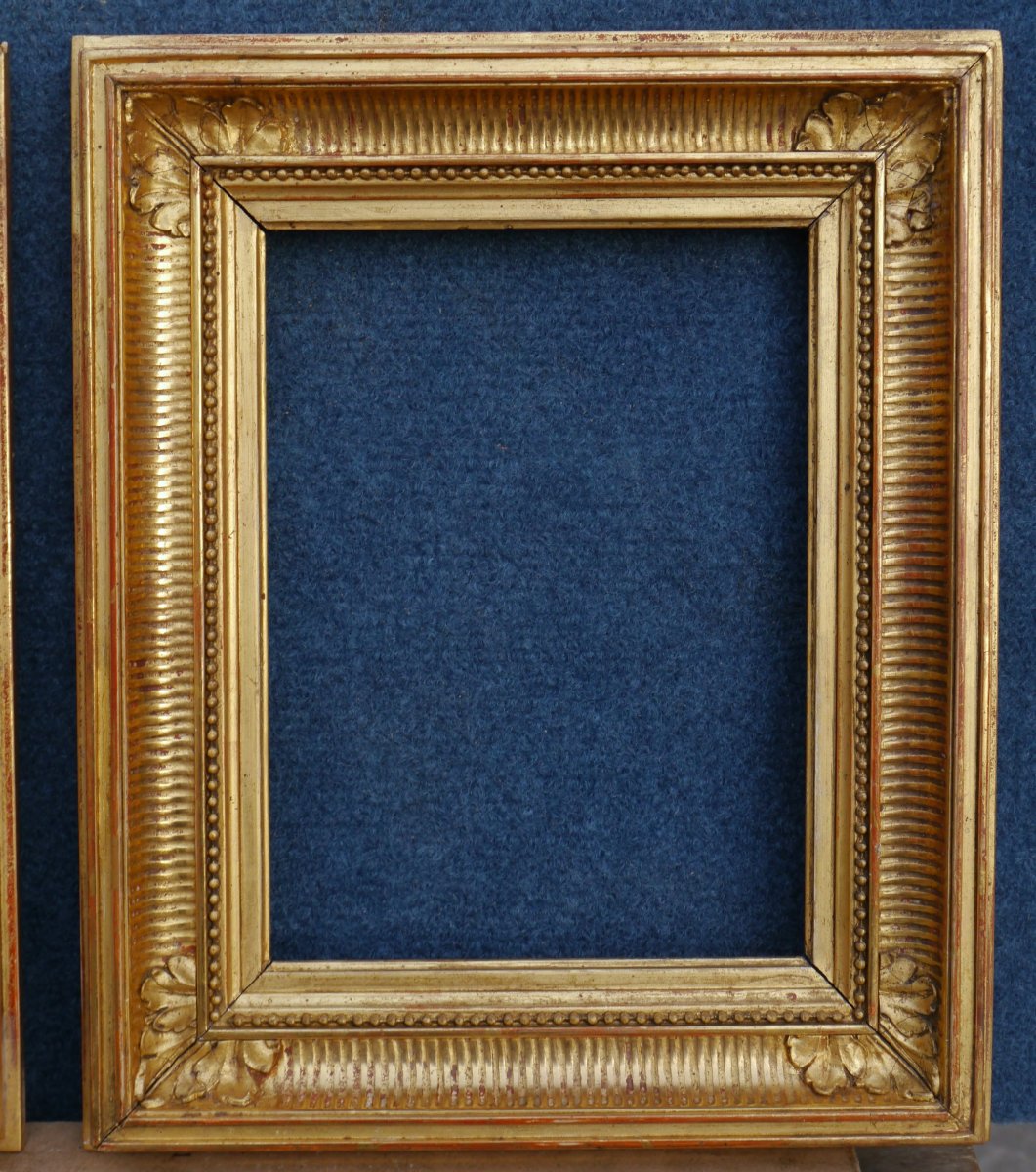 Paire de petits cadres dorés XIXè à canaux, vue 20,6x15,3 cm. Format 1F environ-photo-1