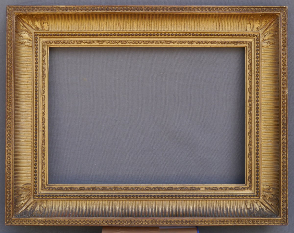 Cadre doré 19è à canaux vue 53x36,8 cm pour format 10P