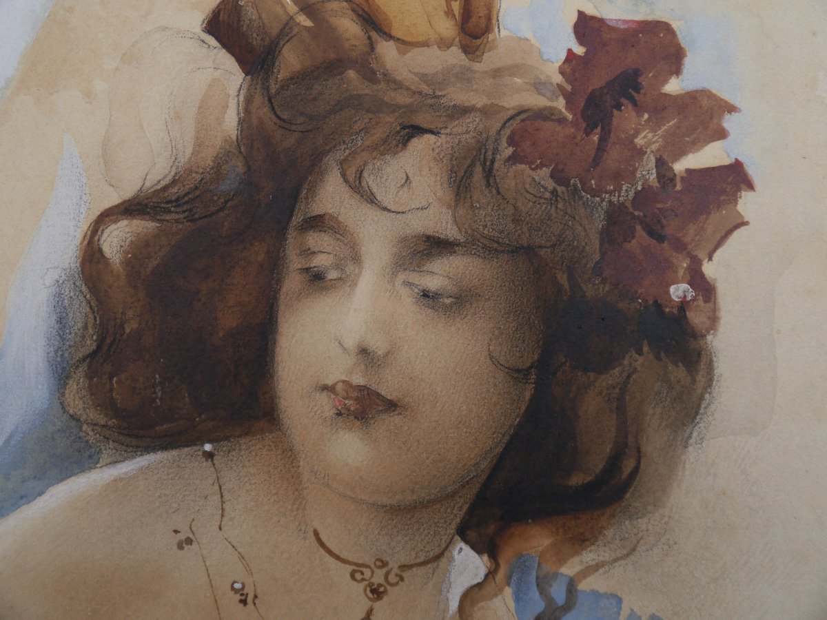Femme au buste dénudé vers 1900. -photo-2