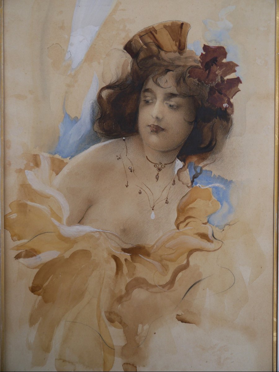 Femme au buste dénudé vers 1900. 