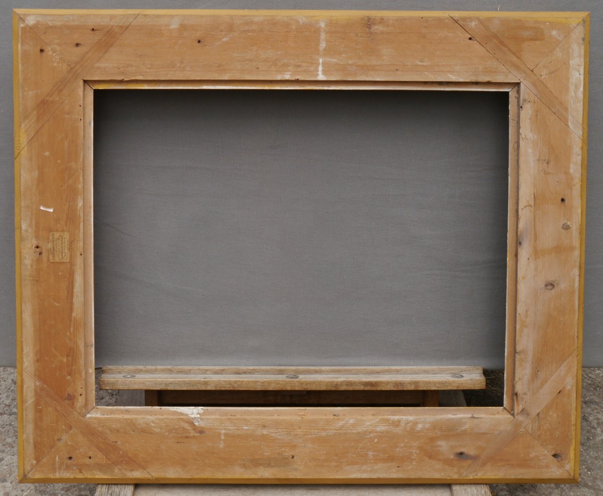 Large cadre dor&eacute; &agrave; canaux 15P pour format 65x50 cm, vue 64x49 cm,Maison Dangleterre XIX&egrave;-photo-7
