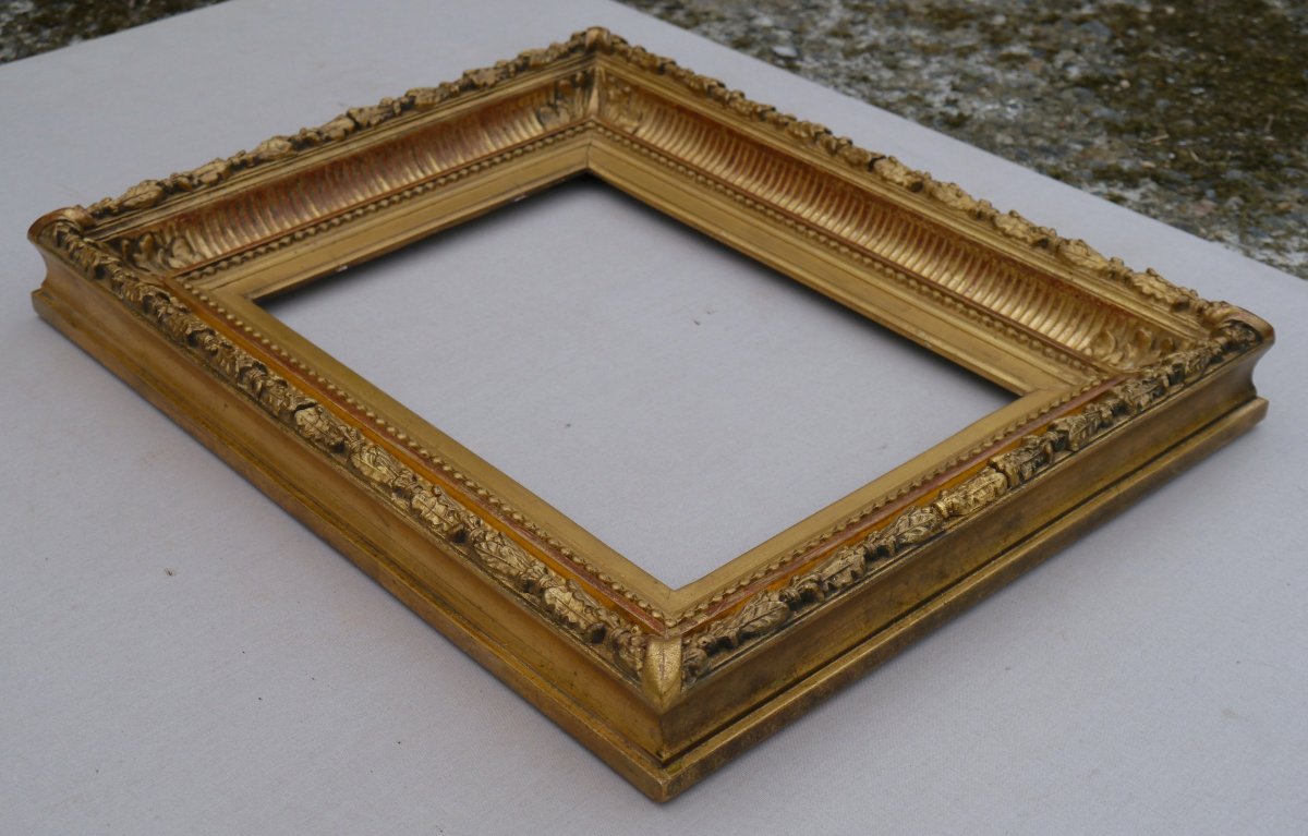 19th-century Gilded Frame With Grooves, View Measuring 26.8 X 19.3 Cm-photo-6