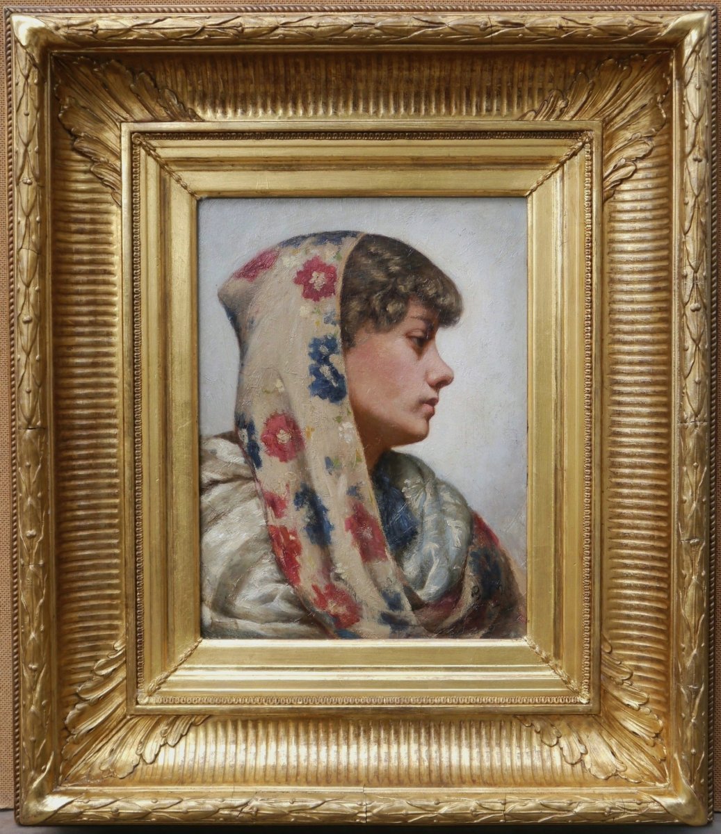 Portrait femme au foulard, vers 1900 monogrammée BM, cadre à canaux doré