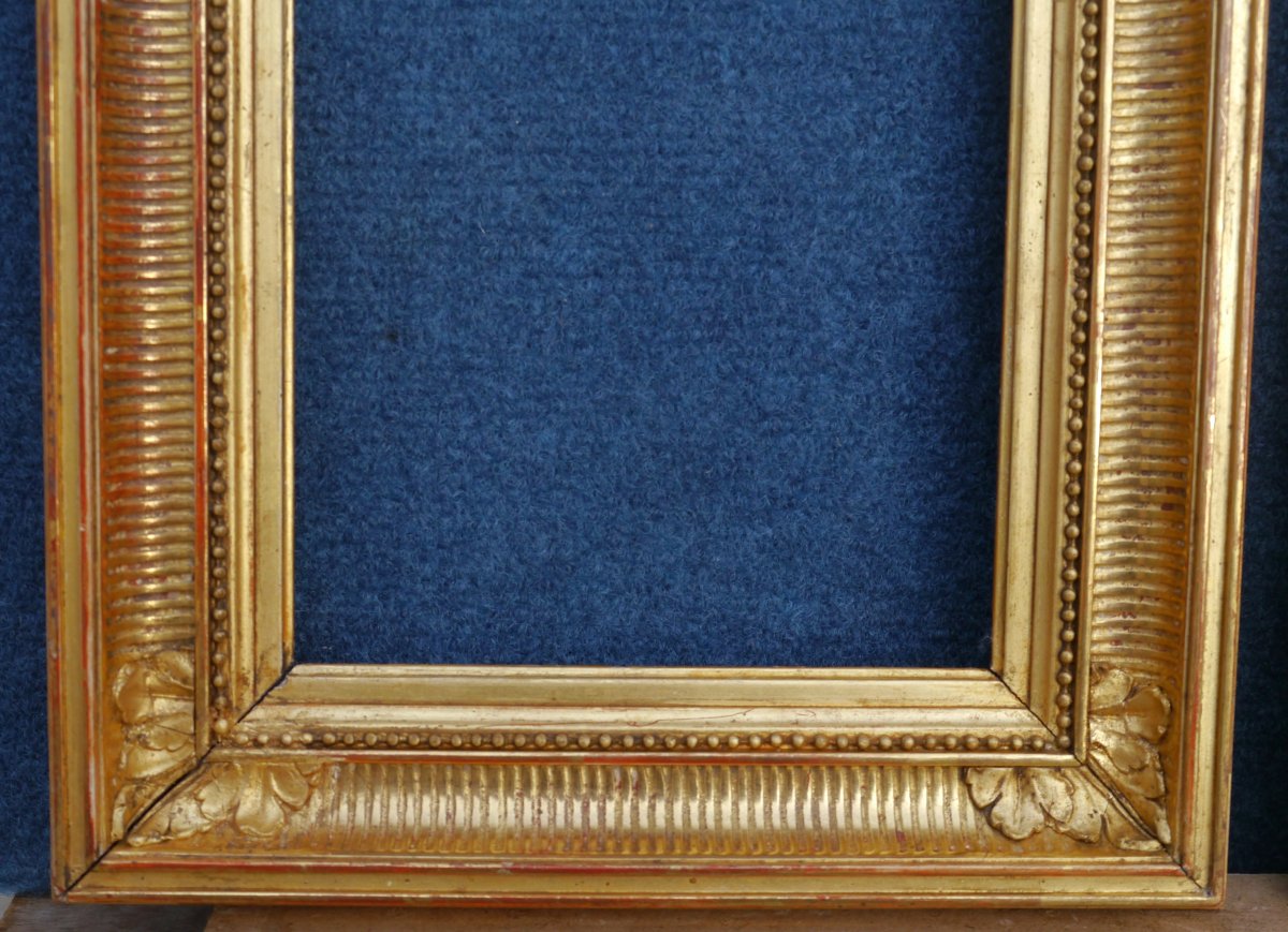 Pair Of Small 19th-century Gilded Frames With Grooved Sides; View Size 20.6 X 15.3 Cm. Size Approximately 1f-photo-4