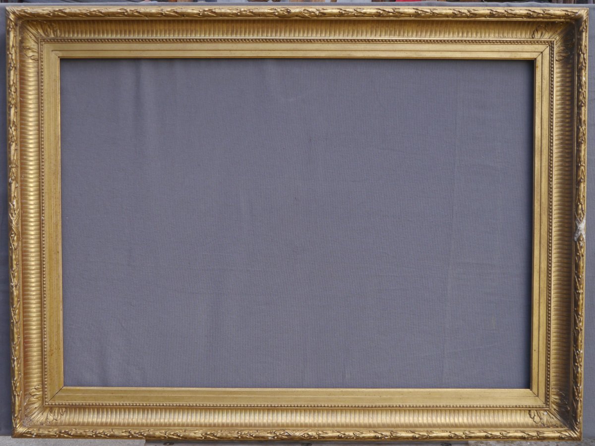 Grand cadre doré XIXè à canaux pour 30P, (92x65) vue 90,5x63,5 cm