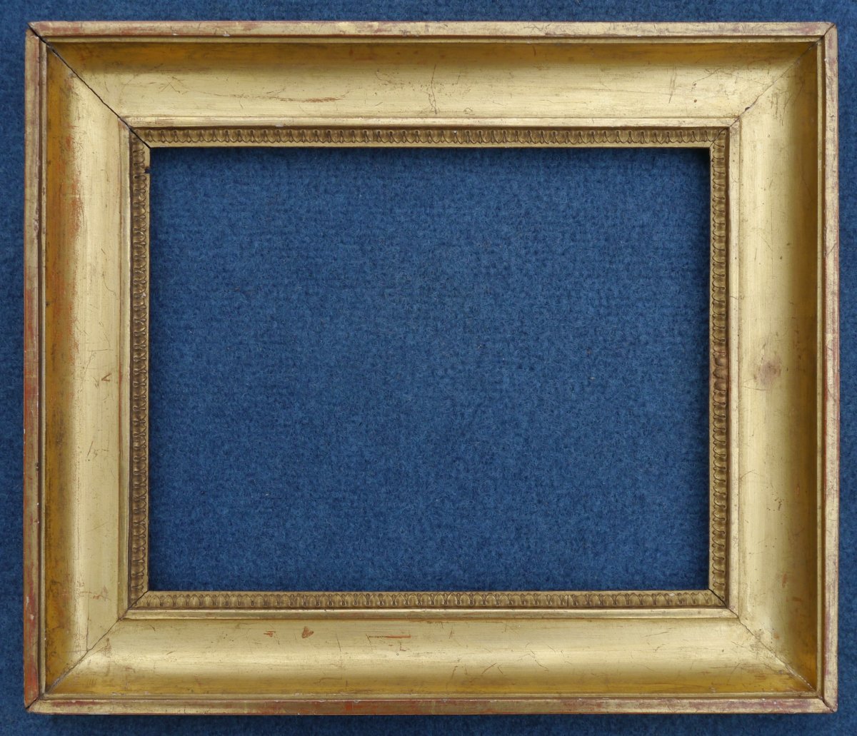 Petit cadre doré début XIXè pour 3F (27x22) vue 26,2x20,8 cm