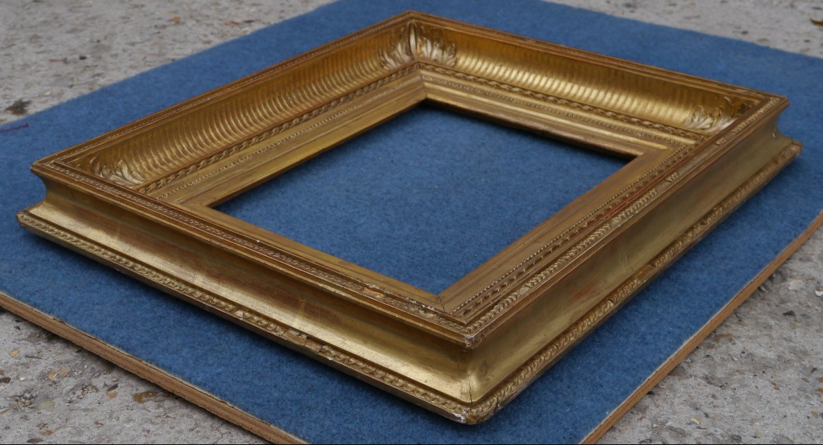 19th-century Gilded Frame With Channels For 3f (27x22), View Size 26x20.3 Cm, In Need Of Restoration-photo-3
