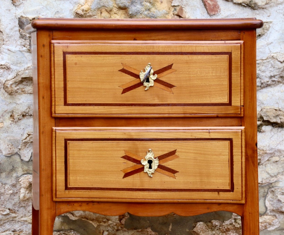 18th Century Curved Jumping Chest Of Drawers In Cherry-photo-3