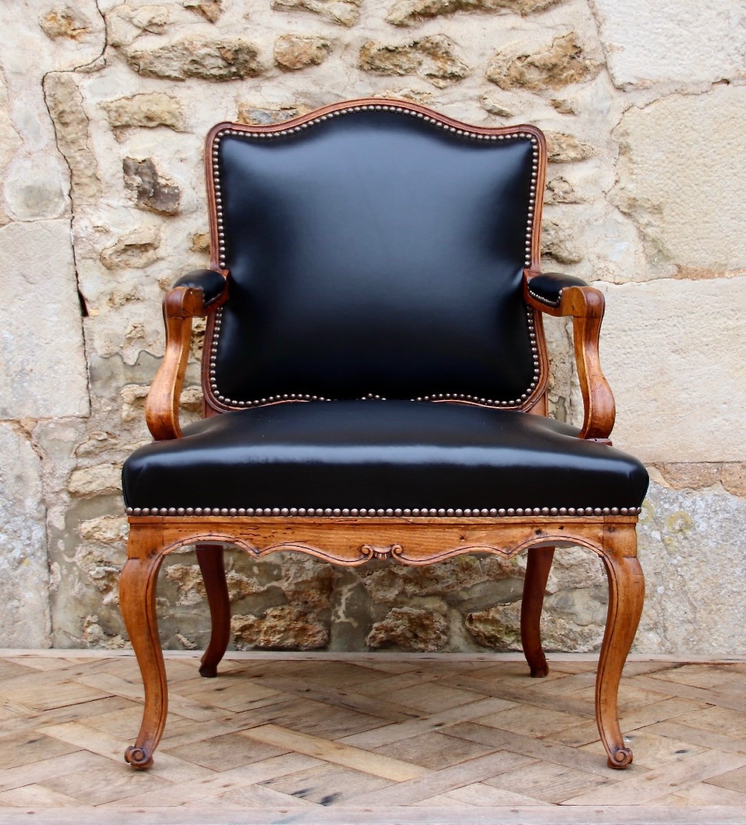 Paire De Fauteuils Dossier Plat d'époque Louis XV Recouvert De Cuir -photo-4