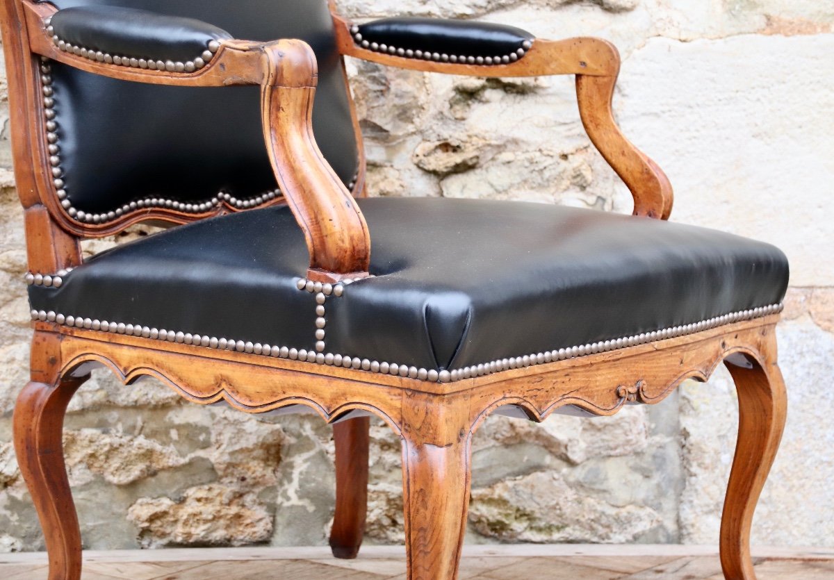 Paire De Fauteuils Dossier Plat d'époque Louis XV Recouvert De Cuir -photo-2