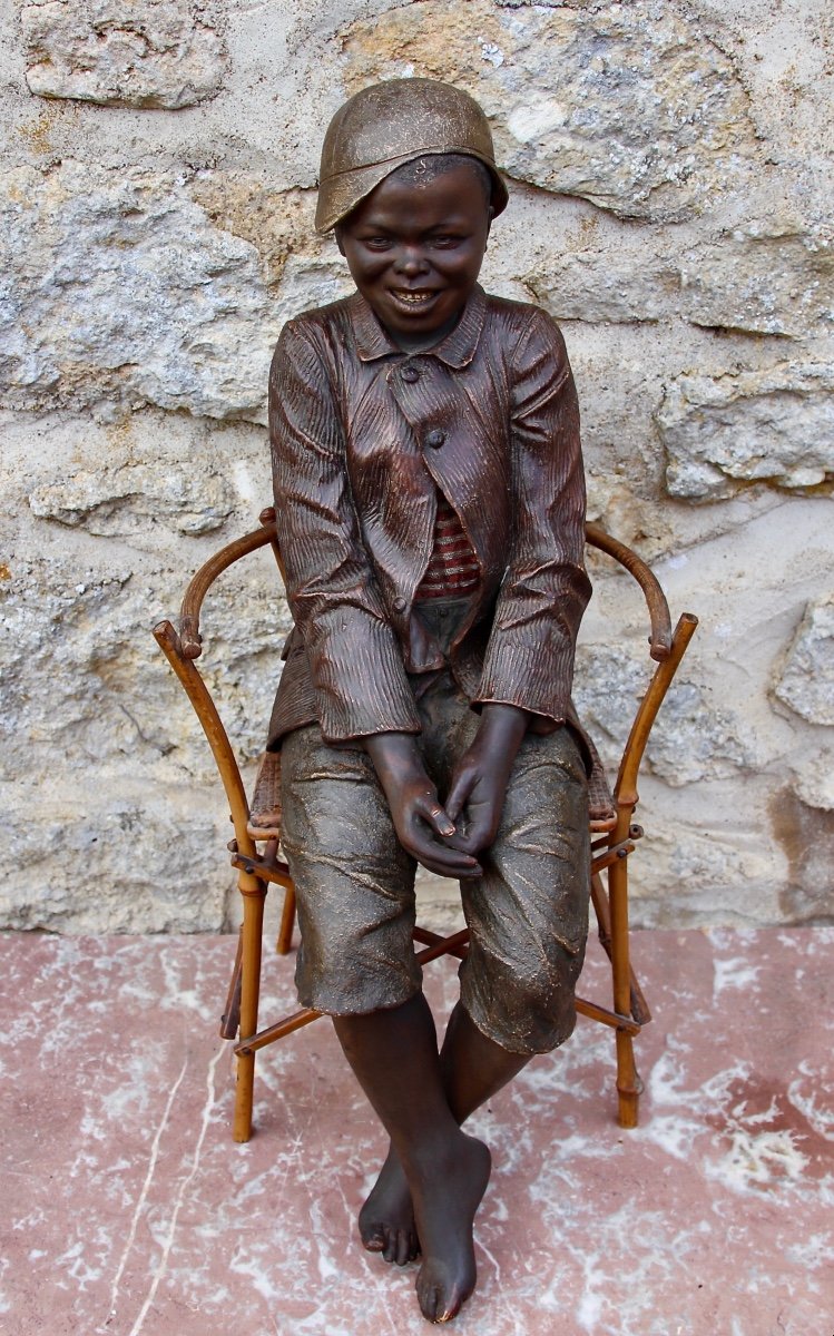 Goldscheider Enfant Assis Sur Un Fauteuil-photo-4