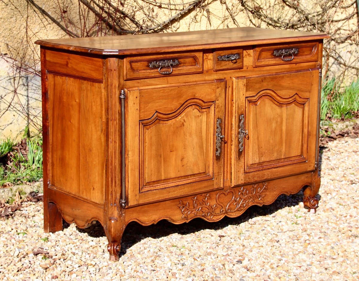 18th Century Walnut Buffet With 2 Doors And 3 Drawers