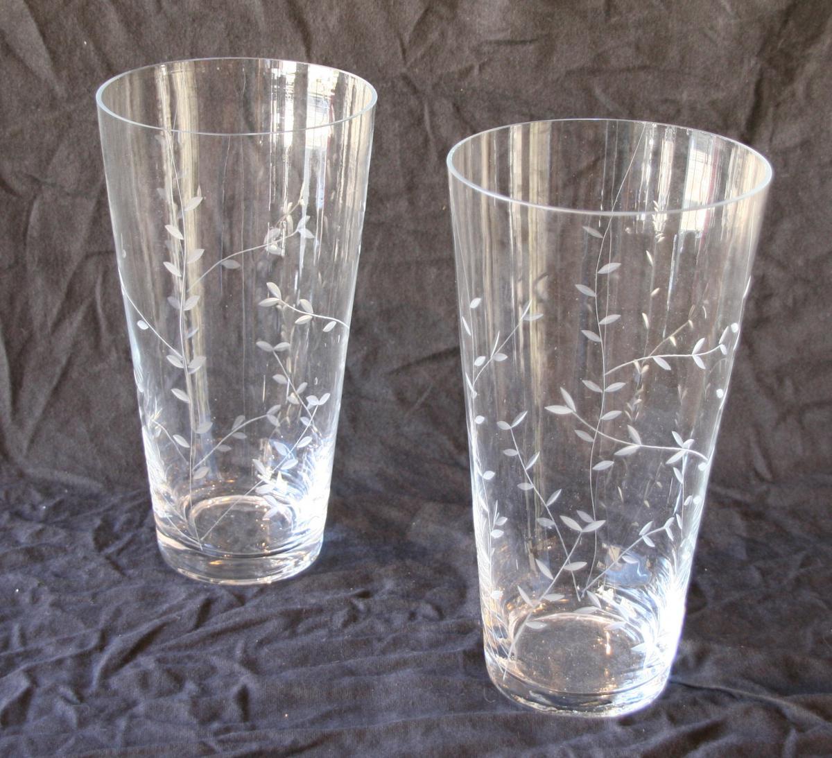 Pair Of Vases In Glass-photo-3