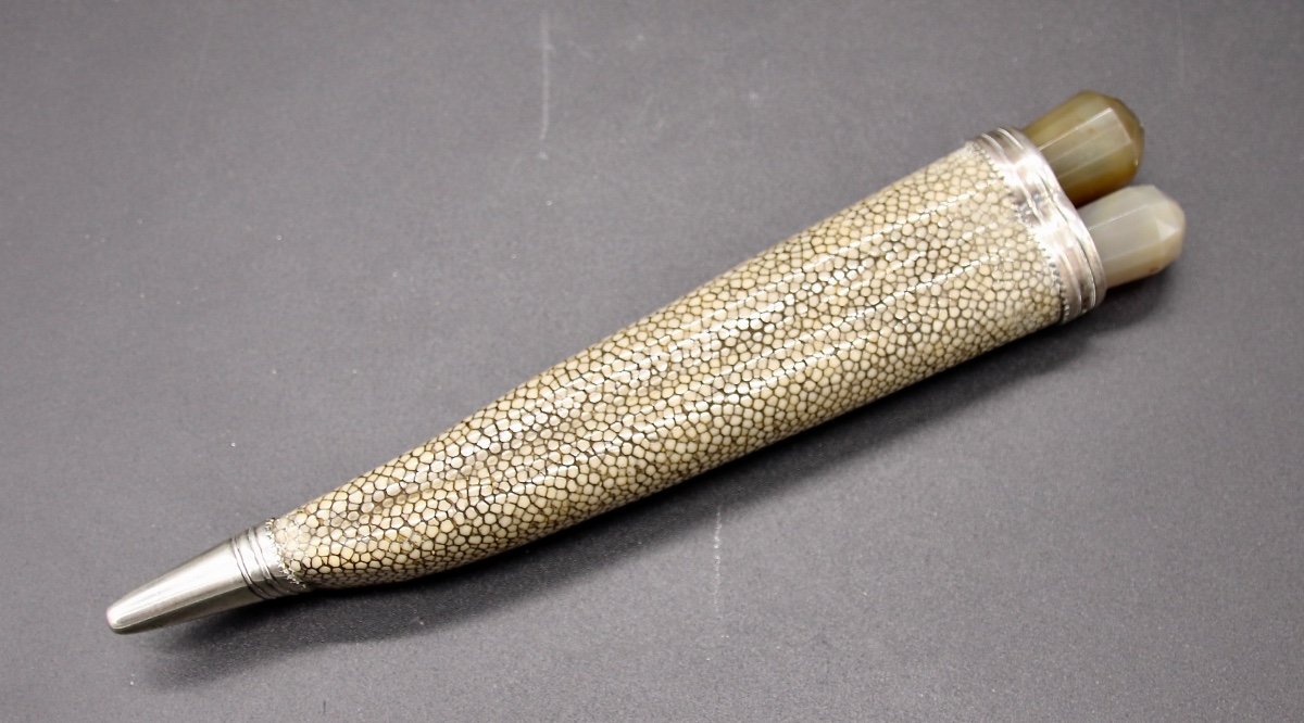 18th Century English Travel Cutlery In Agate And Galuchat Silver-photo-1
