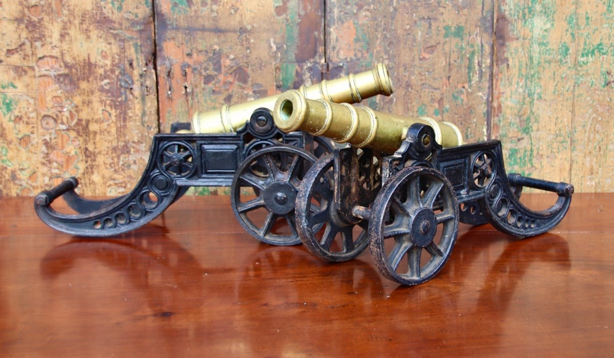 Pair Of Cast Iron And Bronze Cannons From The 19th Century-photo-1