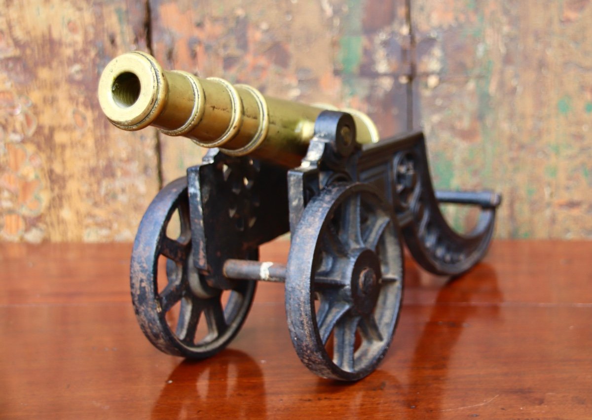 Pair Of Cast Iron And Bronze Cannons From The 19th Century-photo-6