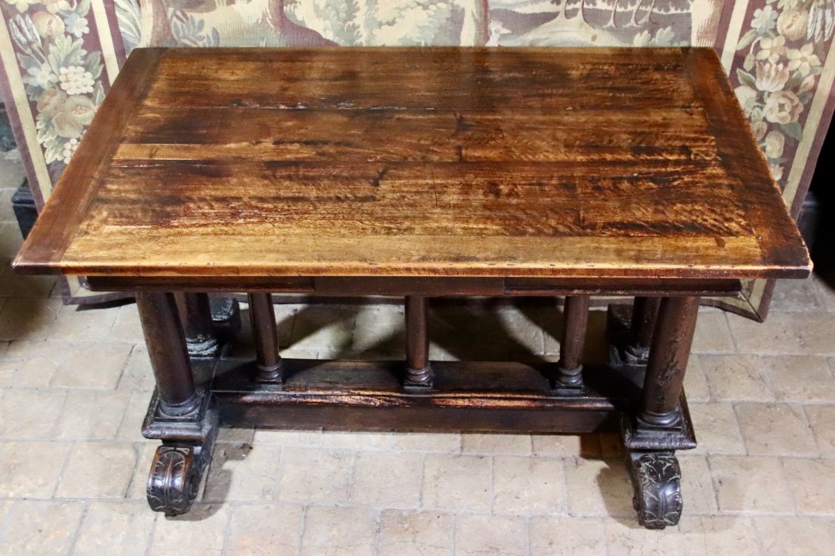17th Century Renaissance Table In Walnut -photo-4