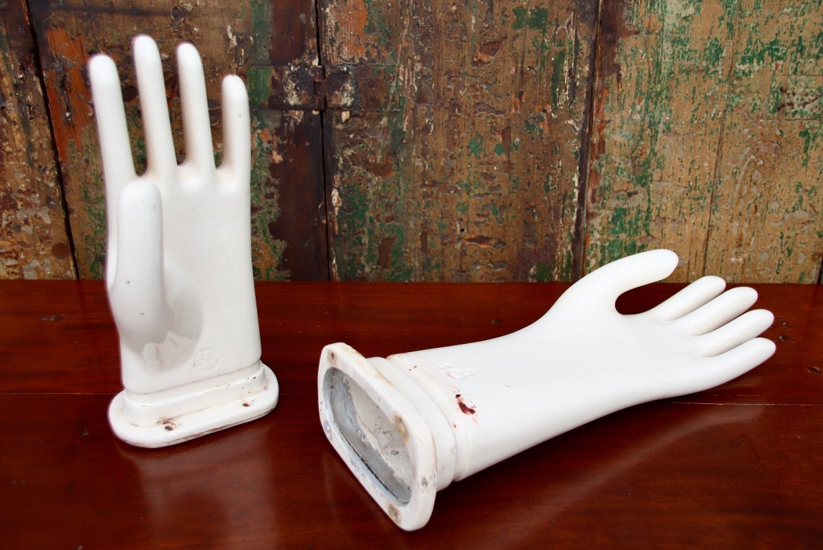 2 Porcelain Glove Molds-photo-2