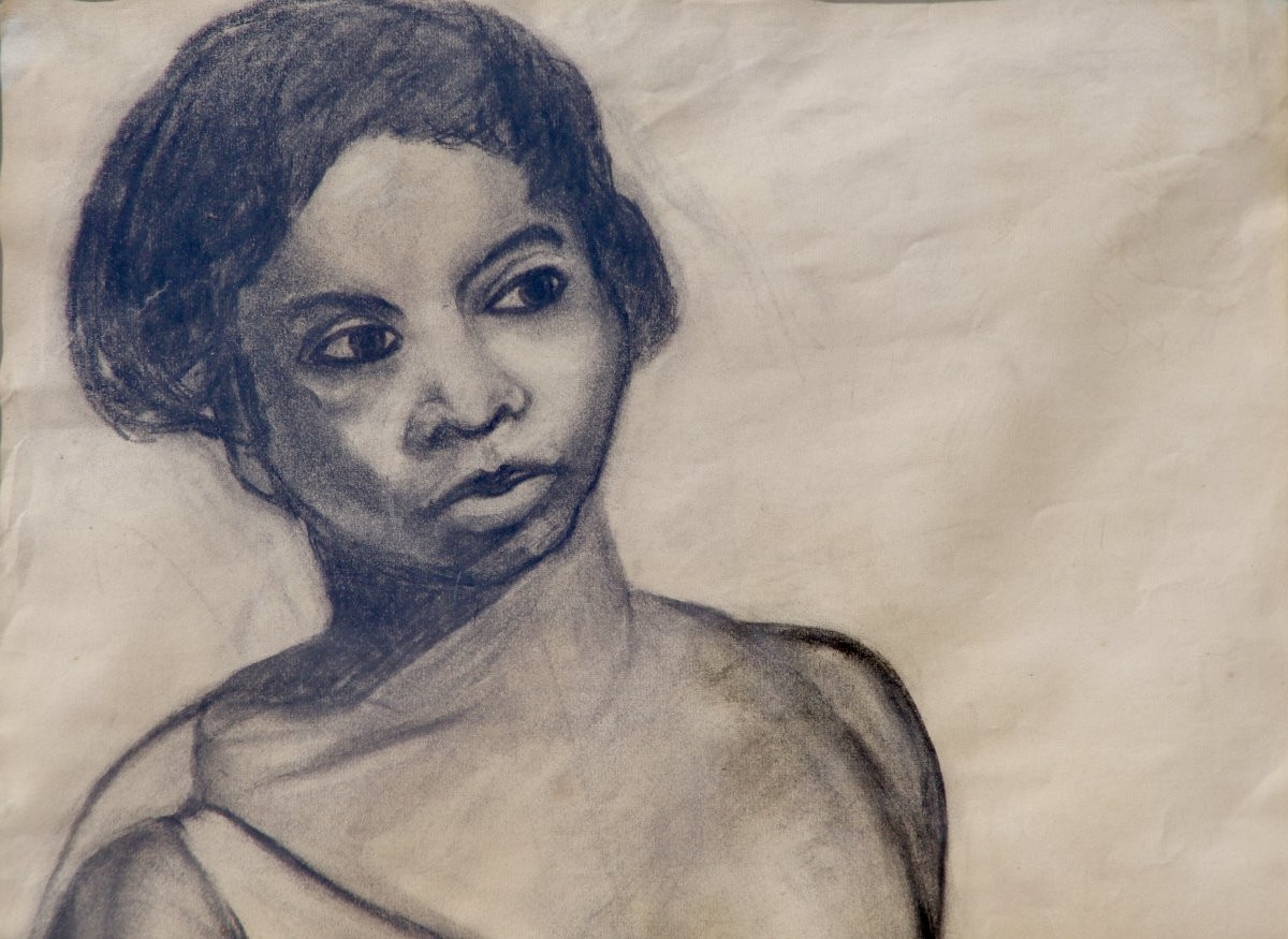 Dessin Fusain De Jeune Femme Par Hiem -photo-3