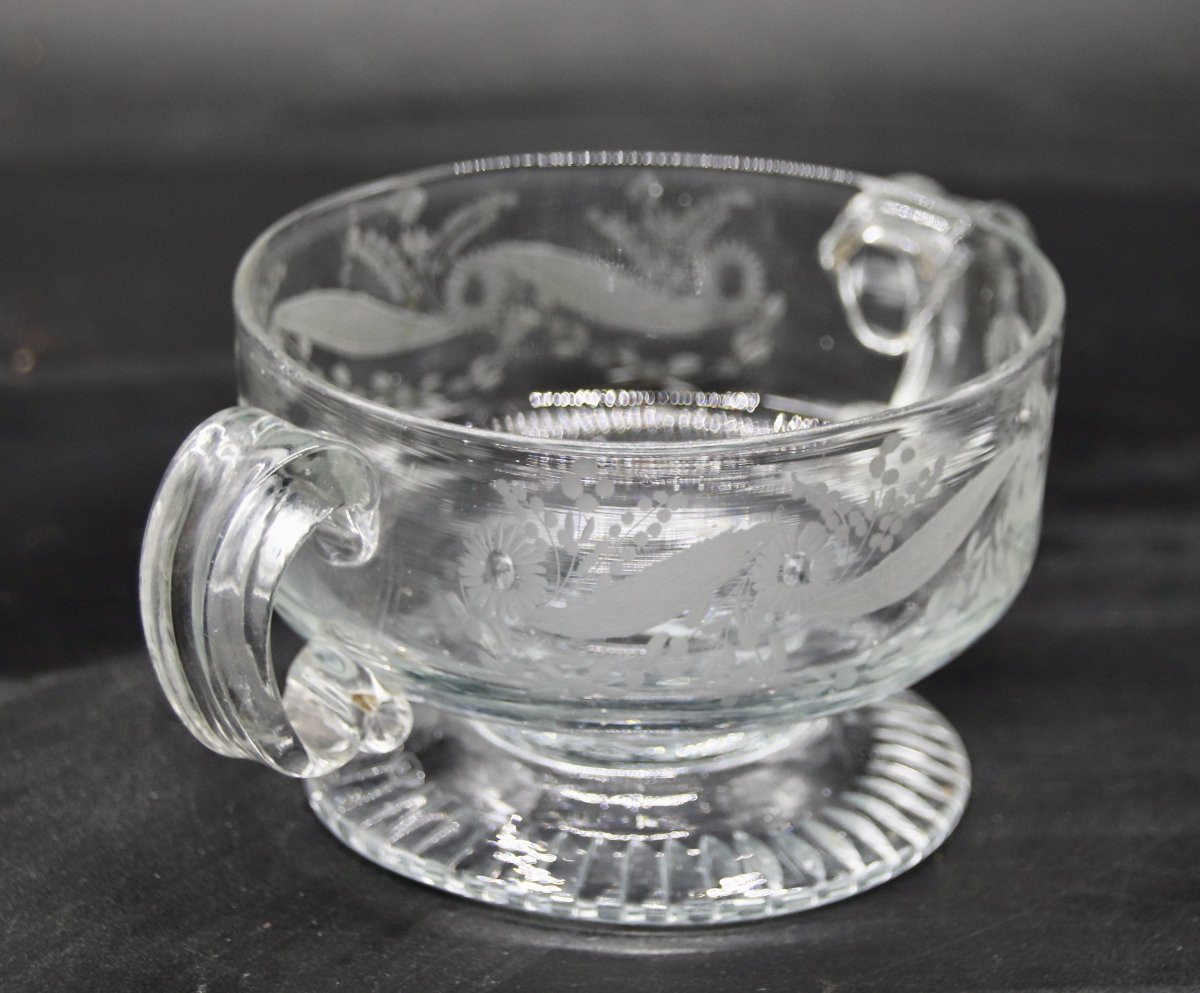 18th Century Engraved Glass Fruit Bowl -photo-3