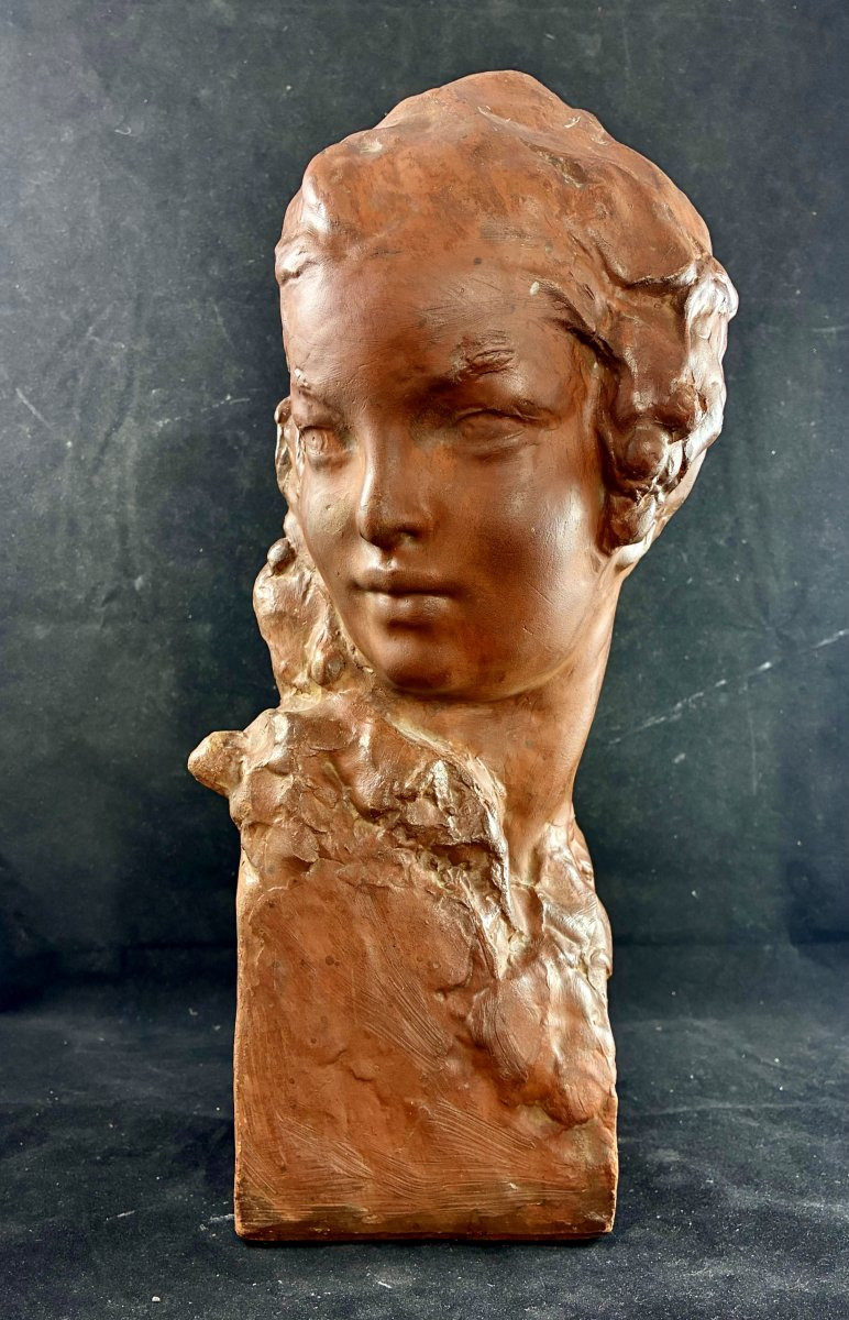 Terre cuite d'un buste de jeune femme par Amédéo GENNARELLI -photo-4