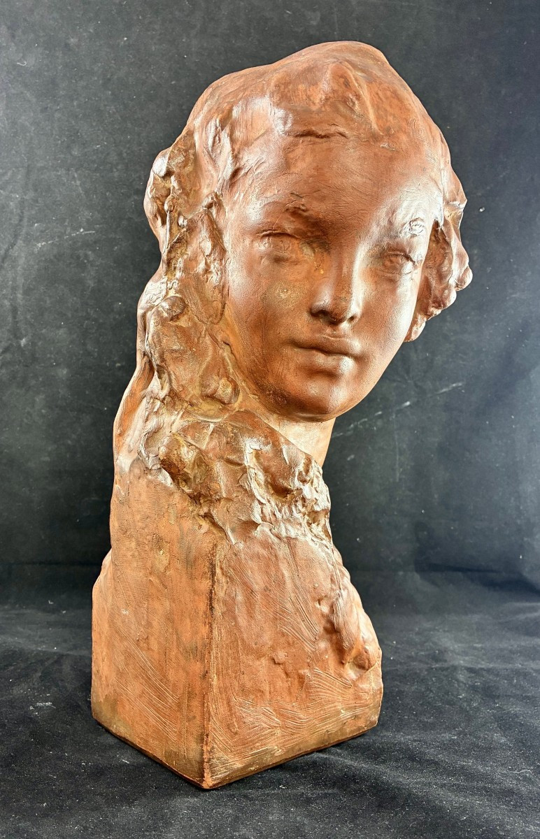 Terre cuite d'un buste de jeune femme par Amédéo GENNARELLI 