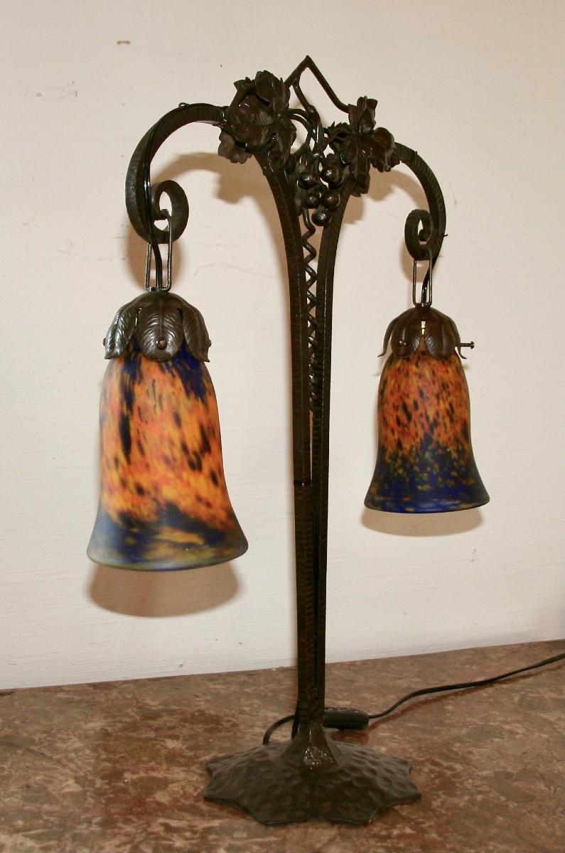 Lampe Art Nouveau à 2 lumières en fer forgé et pâte de verre -photo-8
