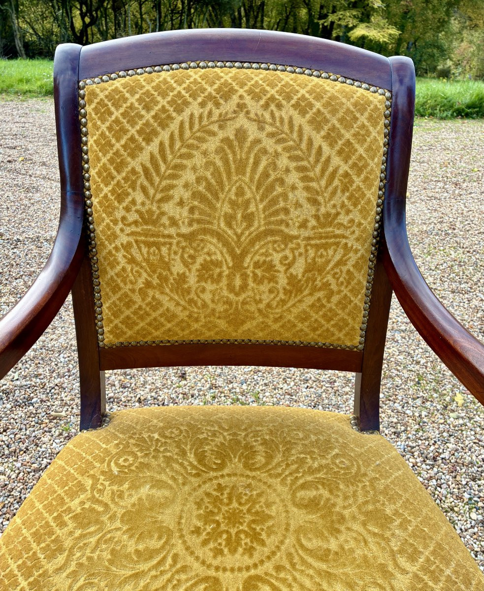 19th-century Restored Living Room With 1 Bench And 4 Mahogany Armchairs-photo-3