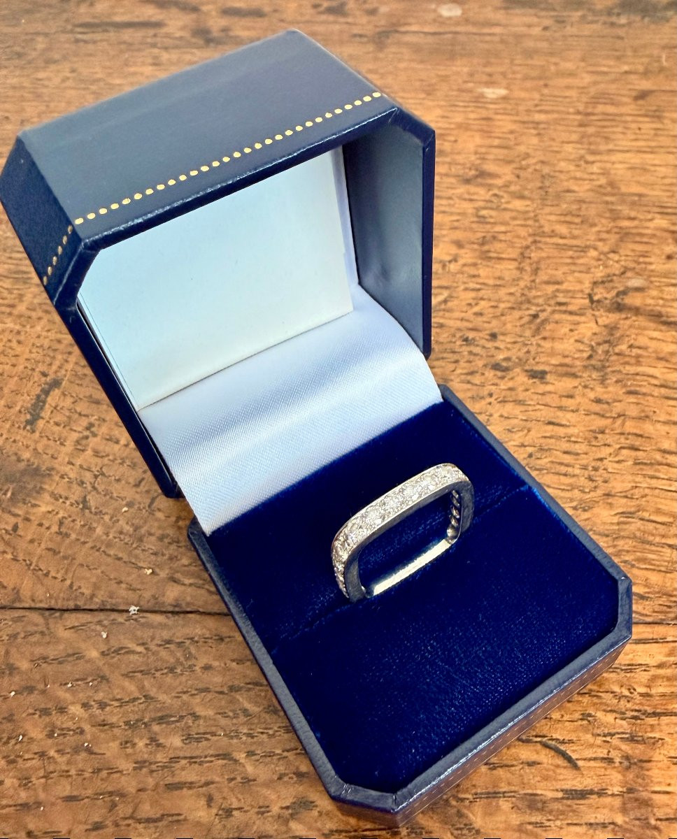 bague alliance carré en or gris et diamants -photo-4