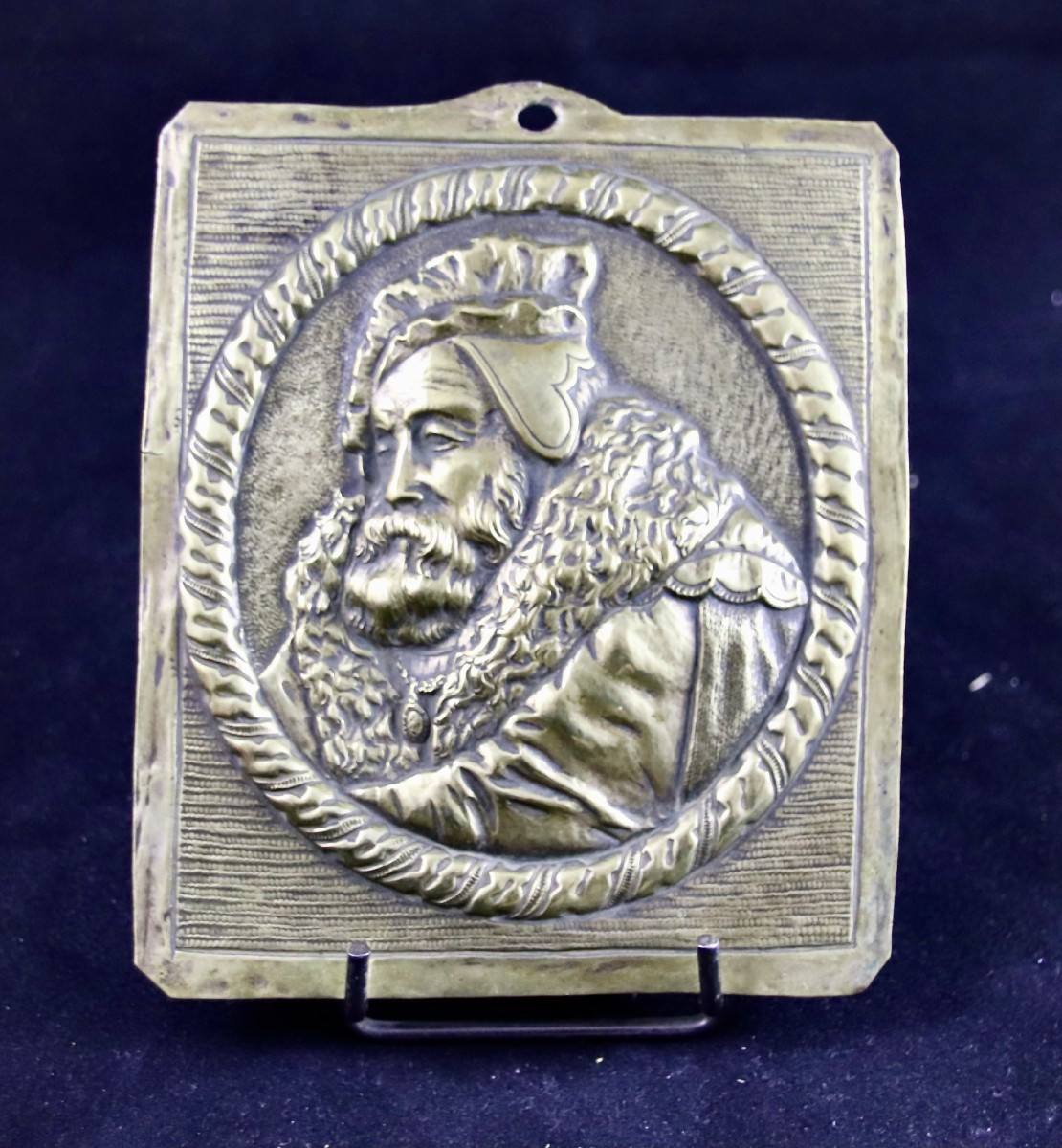 Plaque en laiton XVIIème représentant Nostradamus 