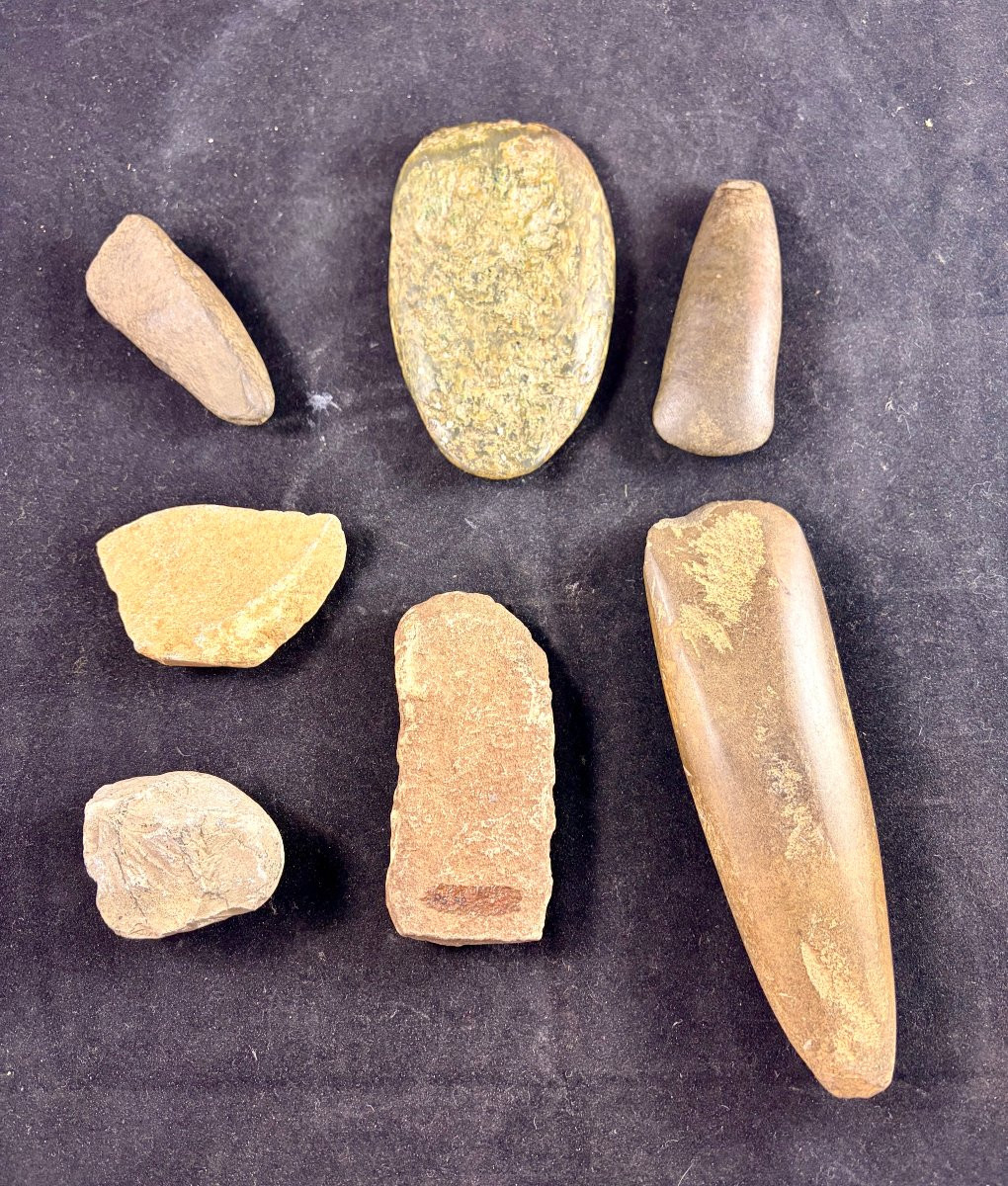 Set Of 7 Prehistoric Axes -photo-2