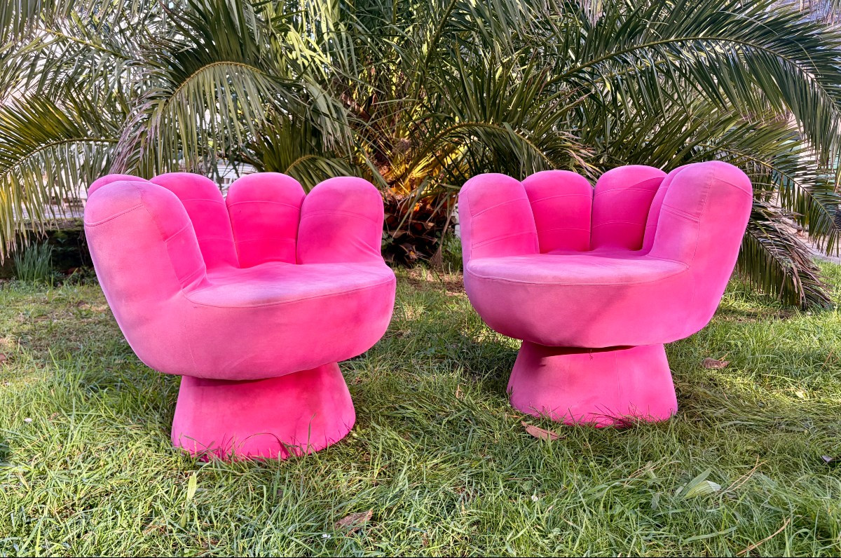 Paire de fauteuils main en velours fichsia des années 80 11-photo-4
