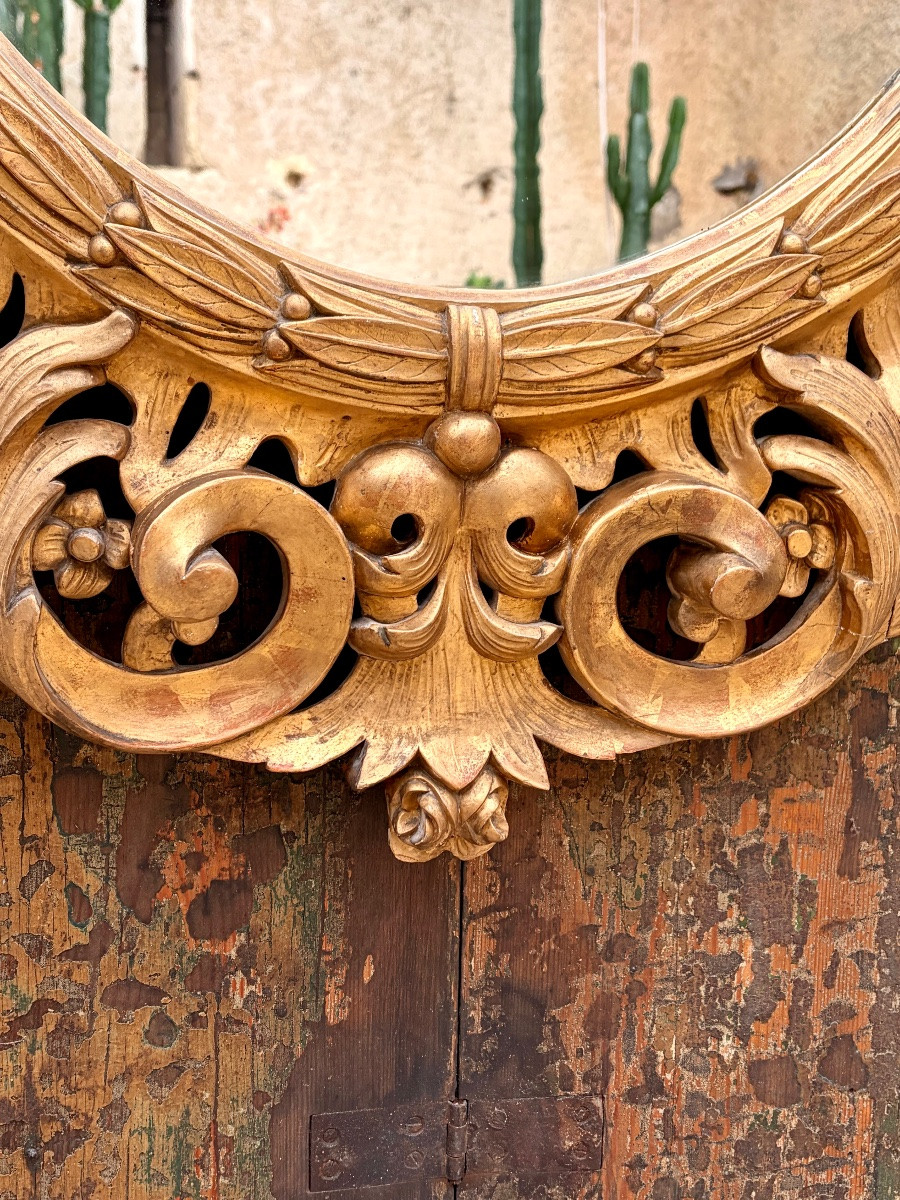 Oval Mirror In Gilded Wood In Rocail Style From The 19th Century -photo-3