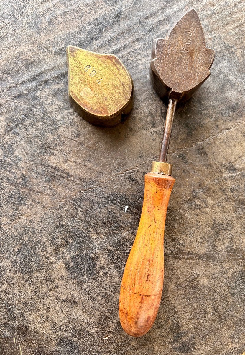 fer à gaufrer XIXème en bronze -photo-2