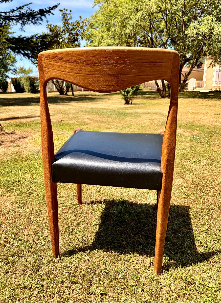 suite de 8 chaises scandinave en teck de Niels otto Moller-photo-5