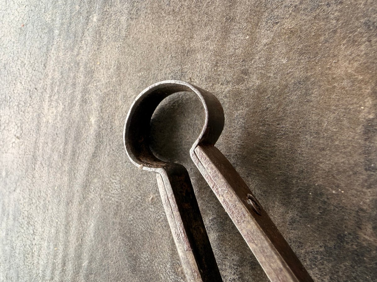 Maquignon Iron Hairpin In Its Case -photo-1