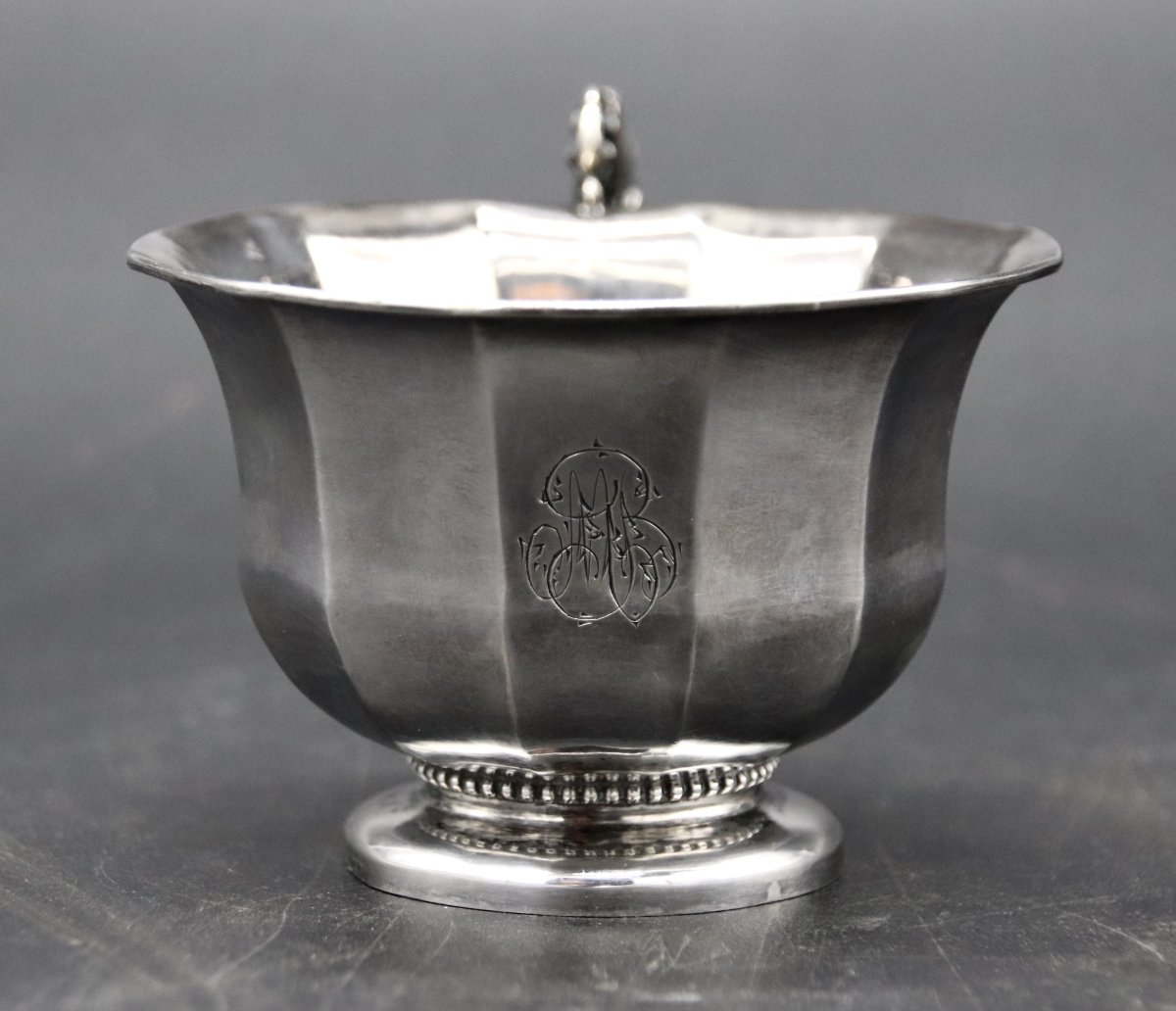 19th-century Silver Cup -photo-2