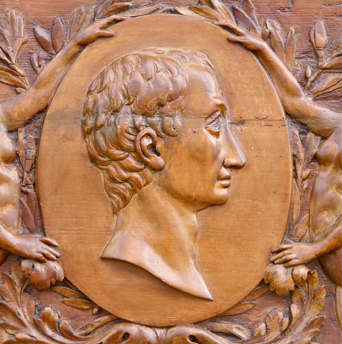 In Panel Carved XVIII Representative Montesquieu-photo-1